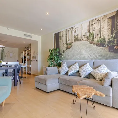 Puerto Marina Apartment *